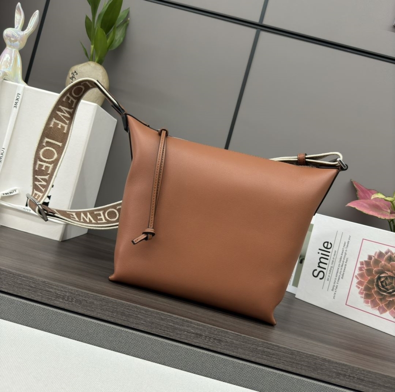 l*ew* satchel bags